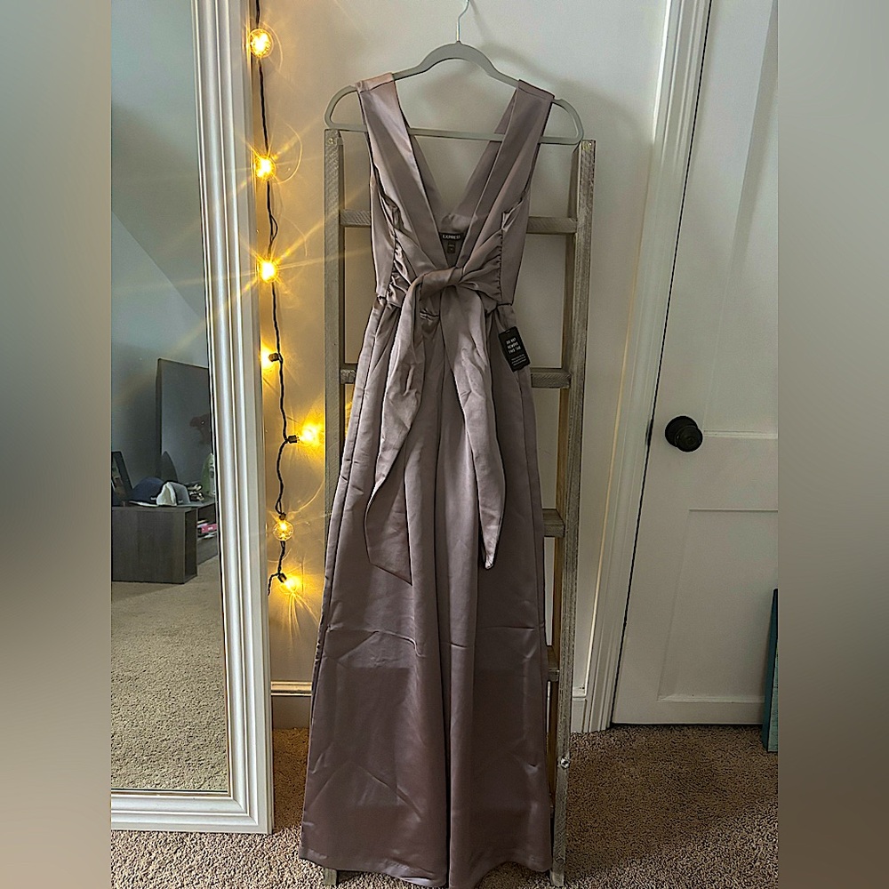 Express satin sleeveless jumpsuit in mauve